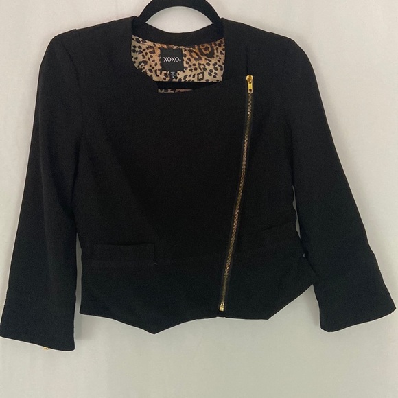 XOXO Black Jacket With Leopard Lining Size M - Picture 1 of 9